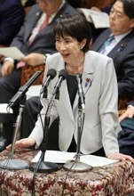 高市首相「シカ蹴る外国人」撤回せず