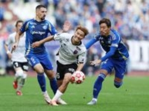 阻まれる佐藤　天皇杯サッカー