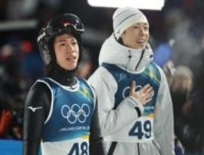 得点を見詰める二階堂　五輪