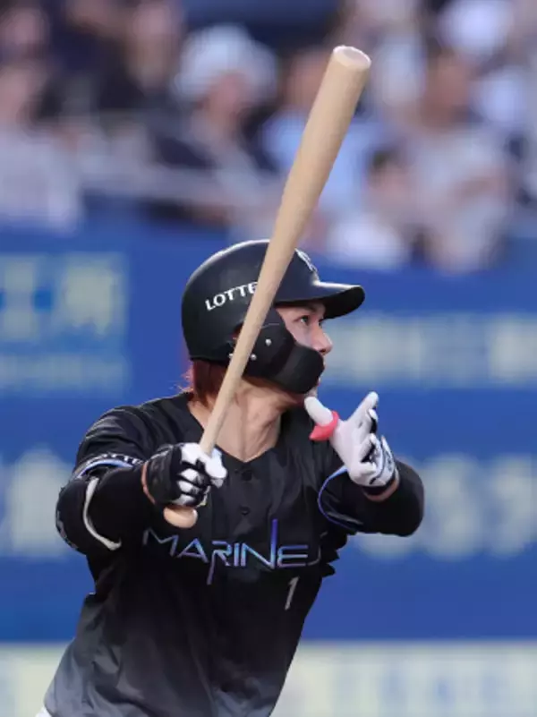 藤原の勝ち越し二塁打　プロ野球
