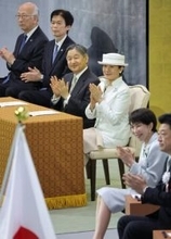 両陛下、昭和１００年式典に出席＝東京