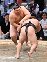 大の里のはたき込み