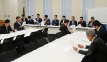 「中選挙区制」導入論が多数