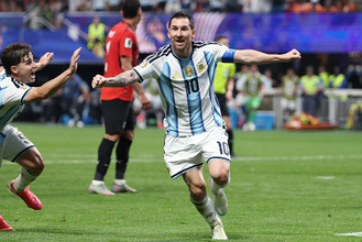 メッシ、通算２１得点　Ｗ杯サッカー