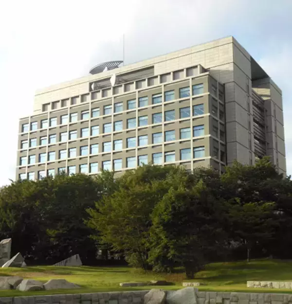 自ら唇縫わせたか、女再逮捕＝強要容疑、針と糸見せ「早くしろ」―茨城県警