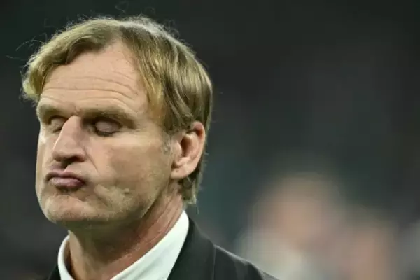 オールブラックスがロバートソンＨＣ解任 豪Ｗ杯まで２年切る中