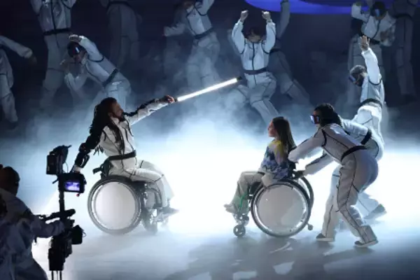 閉会式のアトラクション