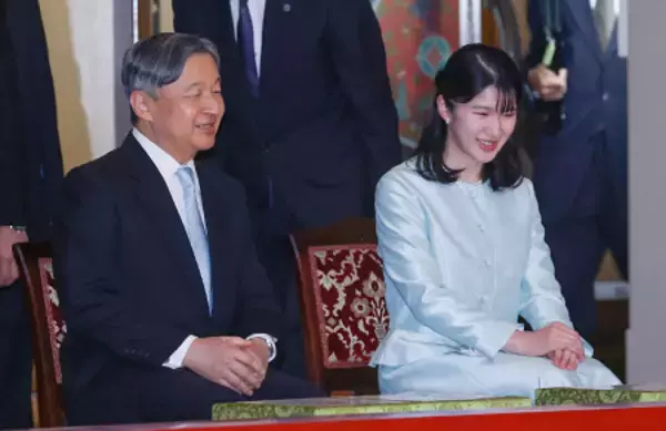 天皇陛下と愛子さま、雅楽鑑賞