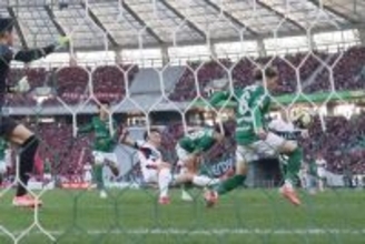 松村の先制ゴール　Ｊリーグ