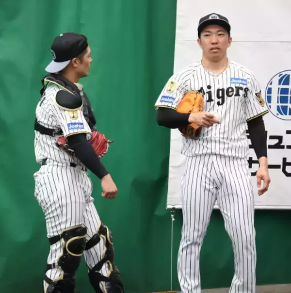 阪神の石井と坂本　プロ野球