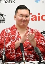 白鵬さん「もっと大きく」＝新設の「女子の部」など実施―相撲白鵬杯