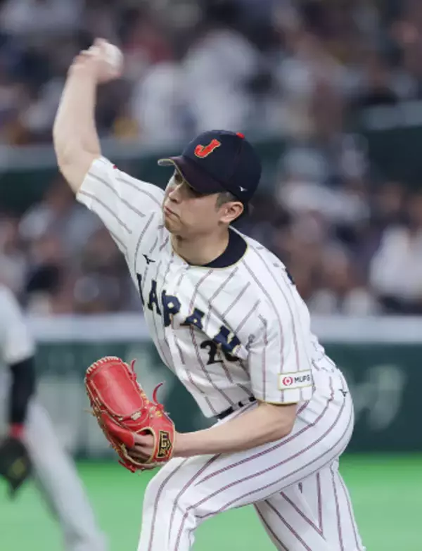 力投する種市　野球