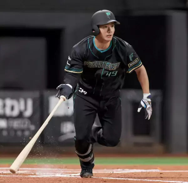 大塚の二塁打　プロ野球