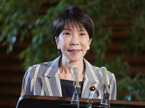 取材に応じる高市首相