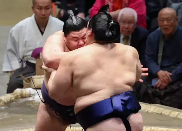 攻める義ノ富士