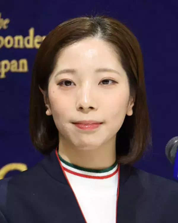 りくりゅうペアに紫綬