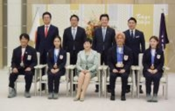 二階堂蓮、高梨沙羅ら表彰＝東京都