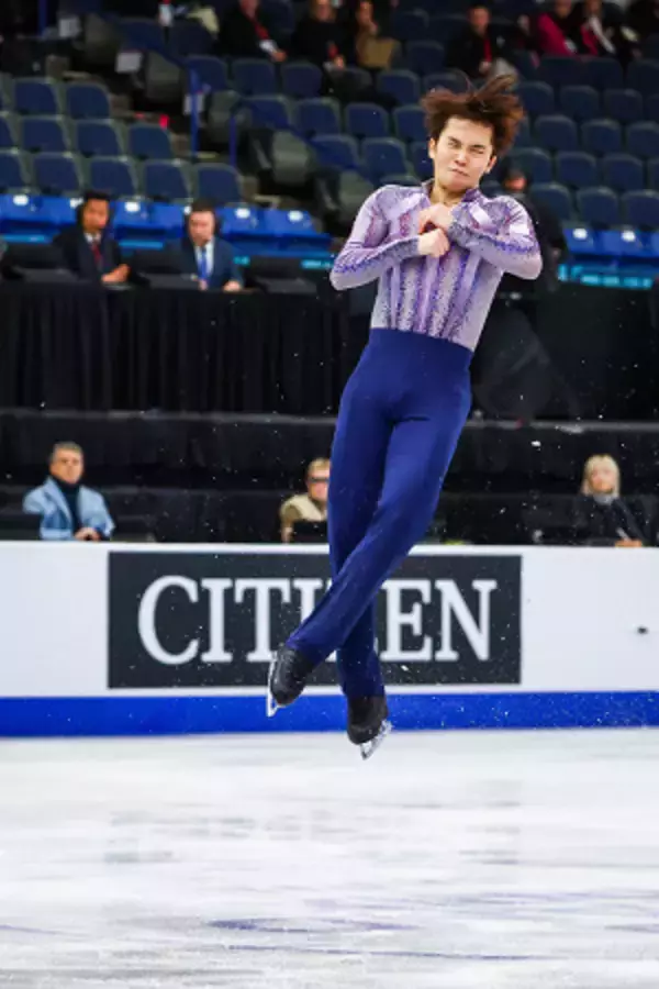 友野のジャンプ