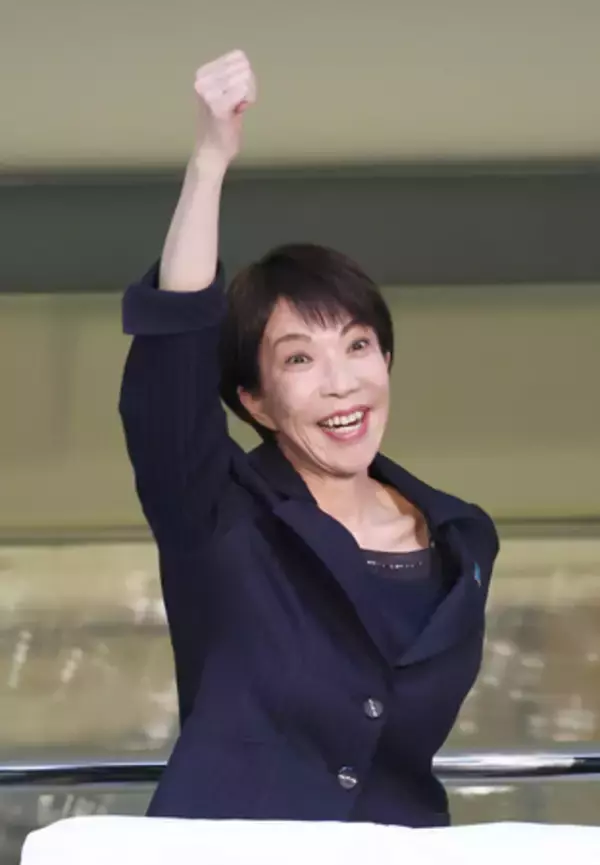 円大幅安、一時１５５円台半ば＝高市首相「円安容認」観測、株は乱高下―東京市場