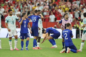 落胆するモドリッチら　Ｗ杯サッカー
