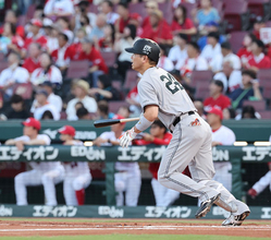 大城の先制打　プロ野球