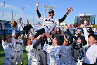 亜大が９季ぶりＶ＝開幕から８連勝―東都大学野球