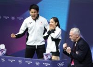 喜ぶ三浦、木原組　五輪