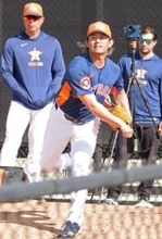 アストロズ今井、歩幅を確認＝米大リーグ