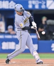 坂本の先制打　プロ野球