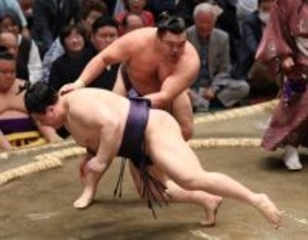 霧島の突き落とし