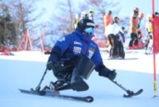 森井大輝、チェアスキーに手応え＝菅平高原で合宿公開―パラアルペン