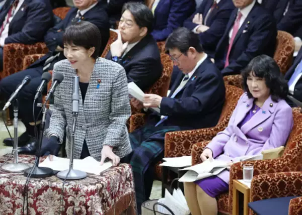 イラン情勢次第で補正編成