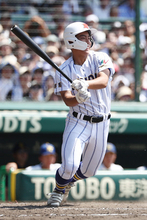 狩野の適時二塁打　高校野球