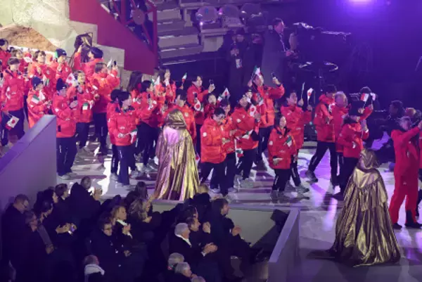 入場する日本選手団　五輪