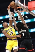 八村塁のレーカーズ、白星発進＝ＮＢＡプレーオフ