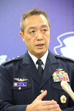統幕長「安全性確保して運用」