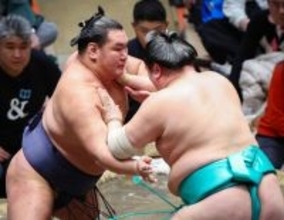 上位陣、連日の安泰＝大相撲初場所２日目