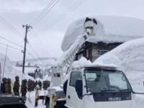 続く大雪、死者４６人＝雪下ろしなど、事故後絶たず―自治体が注意呼び掛け