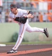 巨人のウィットリー、剛速球を武器に＝プロ野球オープン戦