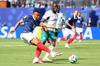 重苦しさ、後半に一変＝フランスが因縁対決制す―Ｗ杯サッカー