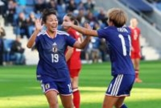 喜ぶ谷川　サッカー