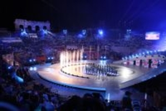 ベローナ五輪アリーナでの閉会式