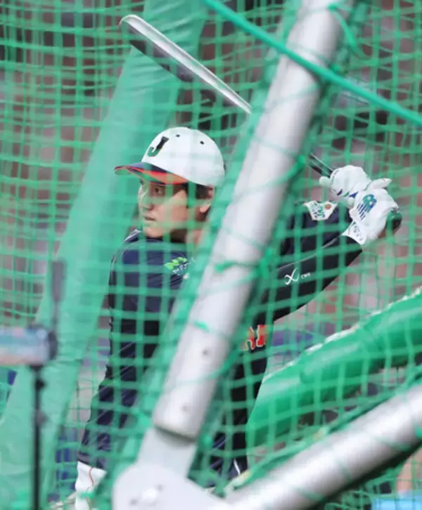 大谷、最上段へ特大弾＝打撃練習で連日快音―ＷＢＣ