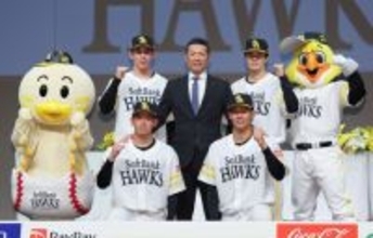 ２位指名の稲川「開幕１軍に」＝ソフトバンクが新入団発表―プロ野球