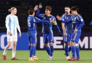 喜ぶ町田イレブン　ＡＣＬサッカー