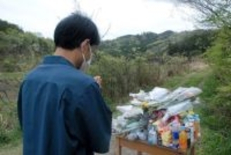 「安らかに眠って」「胸が痛い」＝男児悼み、現場訪問後絶たず―京都