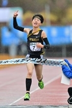 学法石川、大会新で初優勝