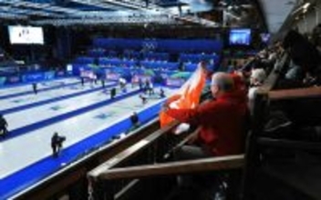 競技が始まったカーリング