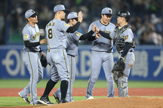 阪神が３連勝＝プロ野球・ヤクルト３―７阪神