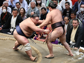 藤凌駕、大関撃破＝大相撲秋場所